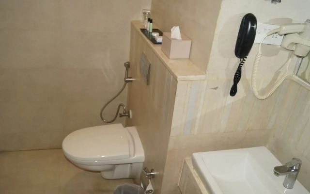 V7 Hotel