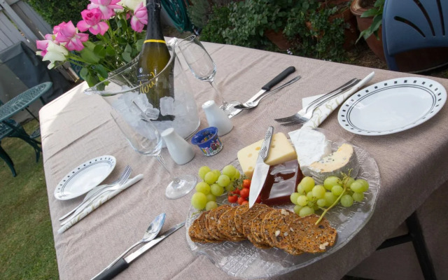 Country Pathfinder Motor Inn