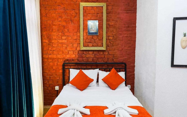 St. Moscow Taksim By Emmy