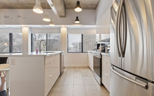 Condotel LeLuxe St-Denis St - mtlFlats