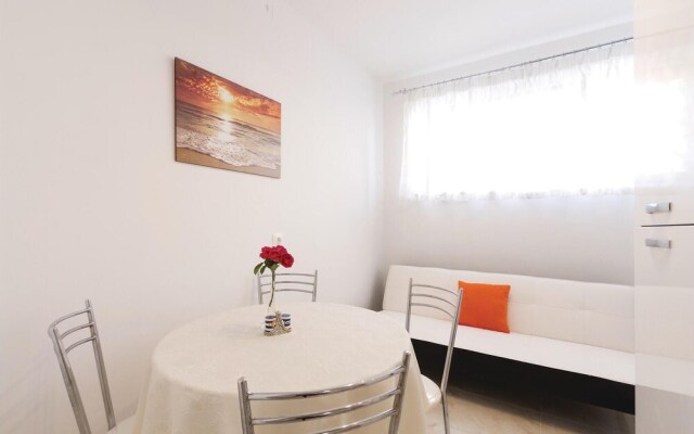 Stunning Apartment in Fazana With 1 Bedrooms