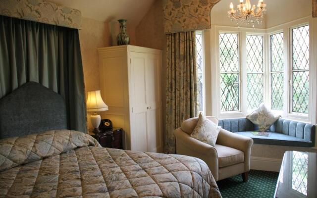 Rylstone Manor