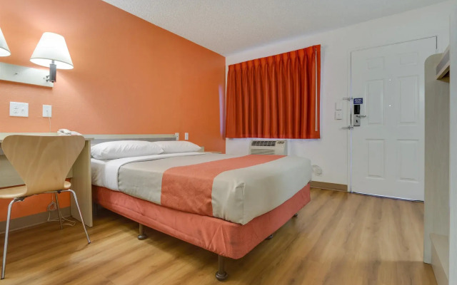 Motel 6 Tempe, AZ - Broadway - ASU