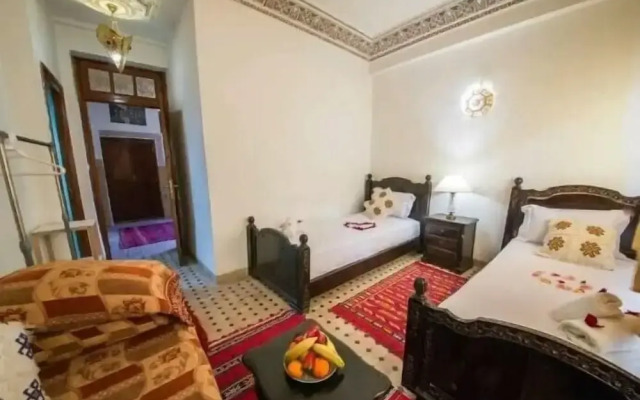 Riad la porte bleue du palais laraichi