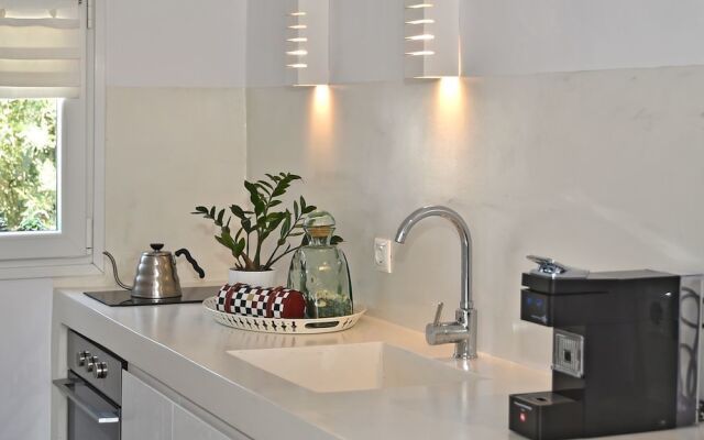Tinos Blend Suites