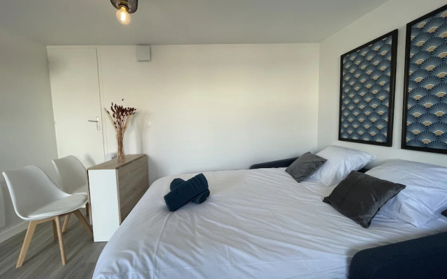 Apartment in Le Mans With Private Parking