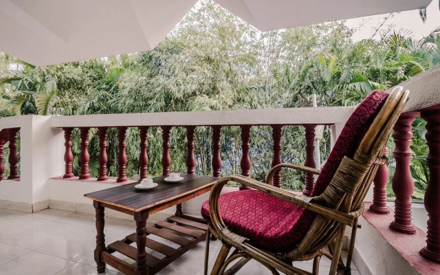OYO 24114 Home Decent Studio Candolim