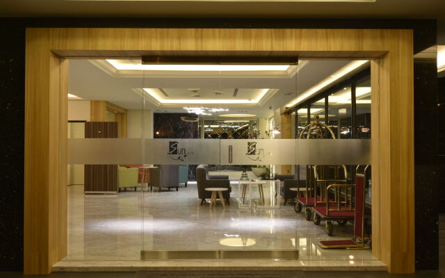 Sun hotel