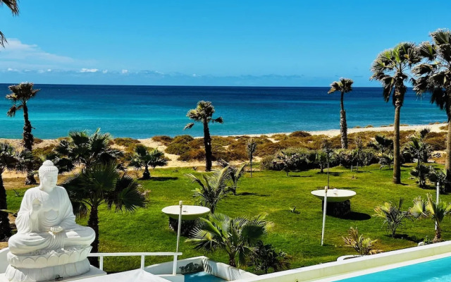 Hotel LIVVO Budha Beach
