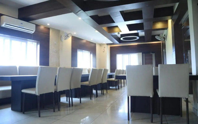 Hotel Maple Delite