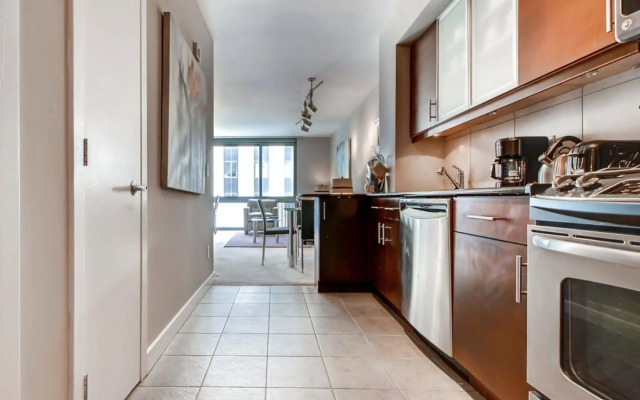 Global Luxury Suites at the National Mall