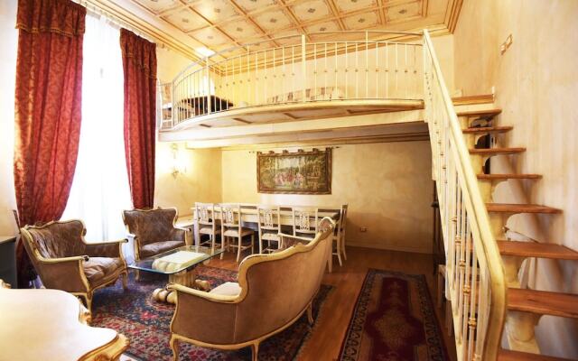 Medici Suite - Medici Suite 8 Person