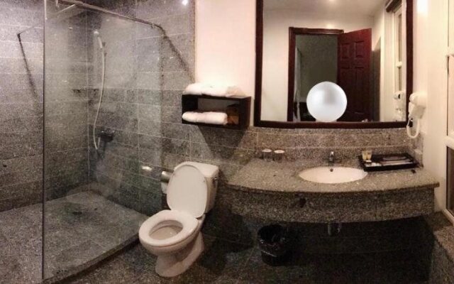 Ha Noi Le Grand Hotel