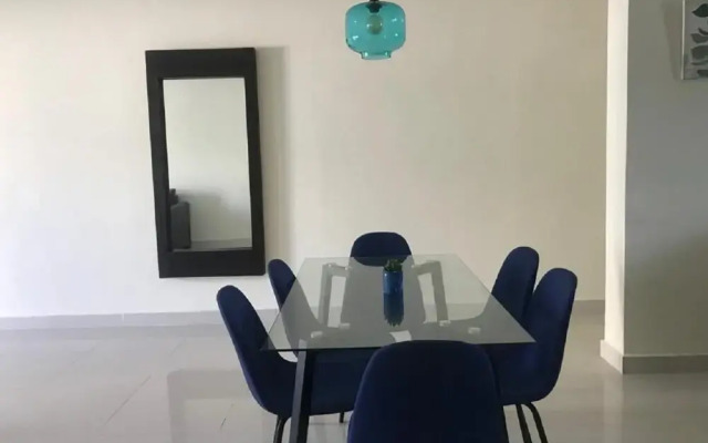 Apartamento con piscina