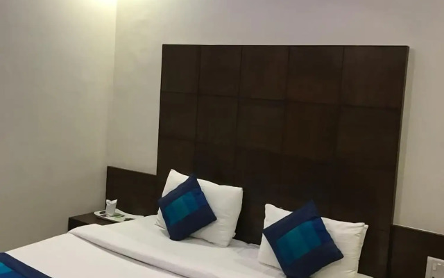 Hotel Saina International