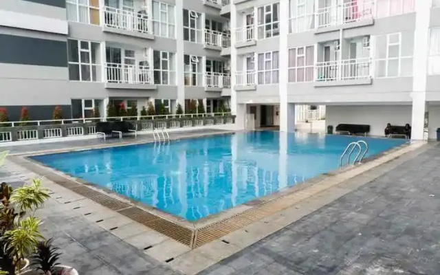 Modern and Spacious Studio Apartment at Taman Melati By Travelio