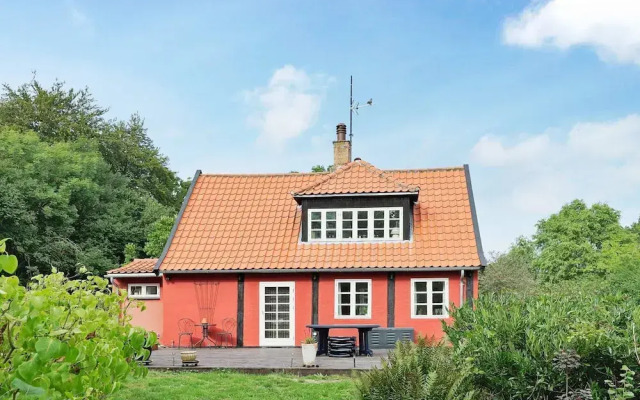 6 Person Holiday Home in Svaneke-by Traum