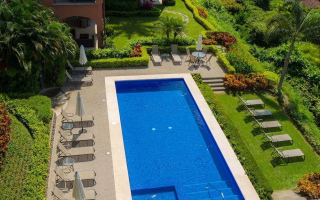 Altavista 5A 3 bdr 3 Bath Ocean View