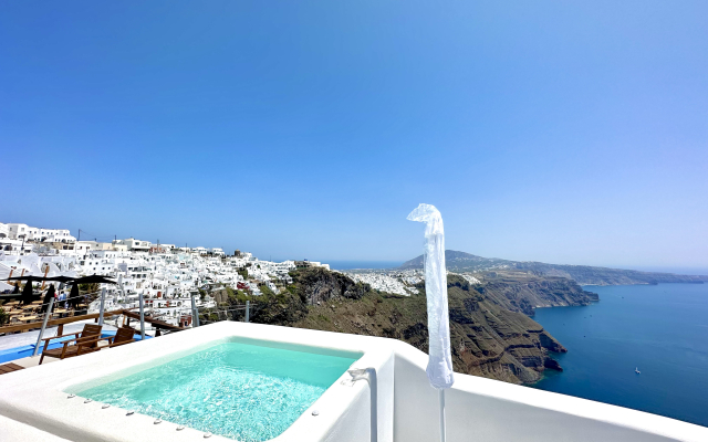 Eteoro Suites
