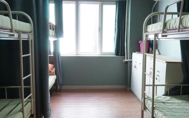 Party Guesthouse - Hostel