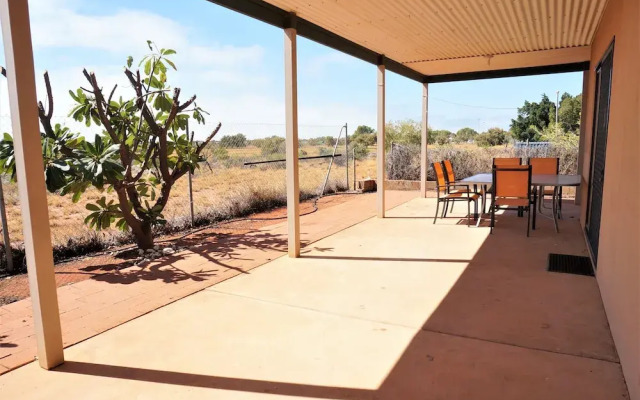 Ningaloo Breeze Villa 6
