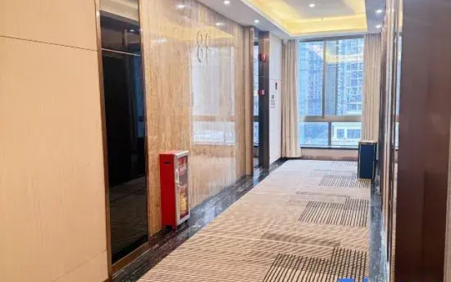 Phoenix Hotel (Foshan Jinshazhou Jinyu Tiandi Branch)