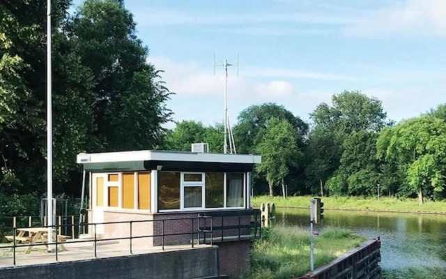 SWEETS - Buiksloterdraaibrug