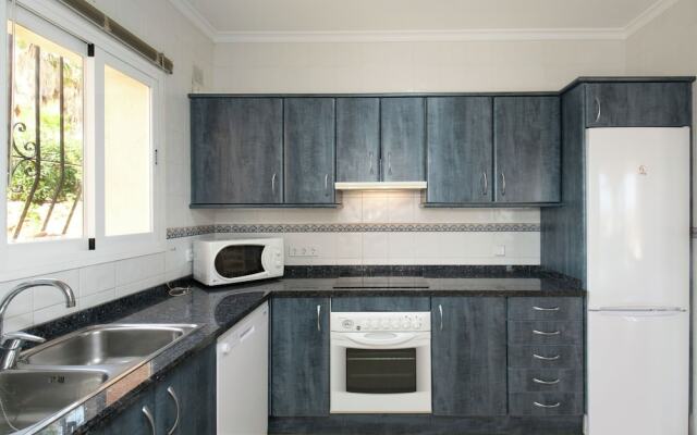 Beautiful Holiday Villa With Private Swimming Pool in Quiet Benitachell