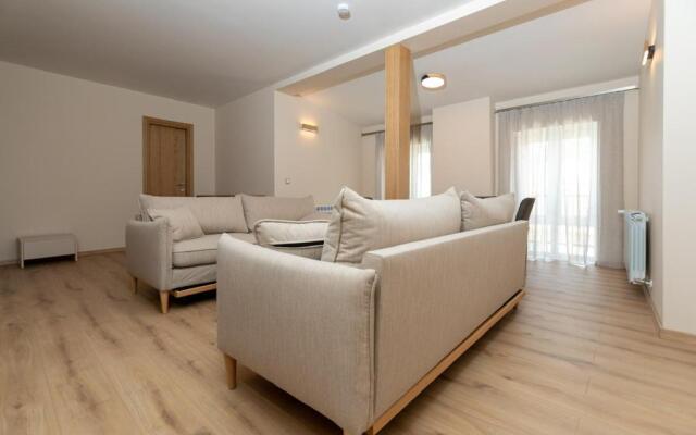 Луксозни студия “Старият Батак” / Luxury studios “The Old Batak”