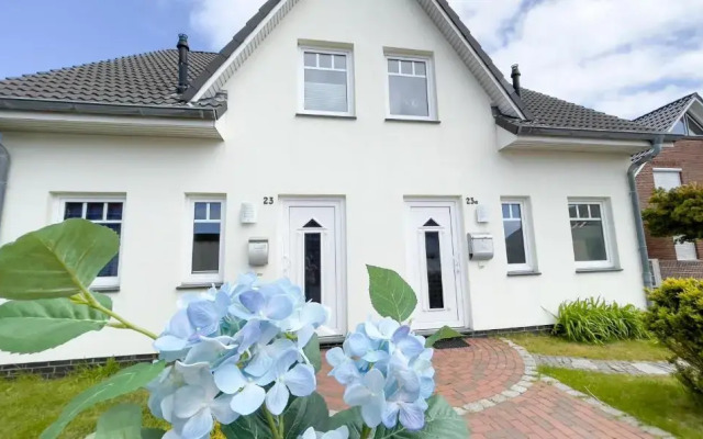 Ferienhaushälfte Eversand 2 für bis zu 6 Personen