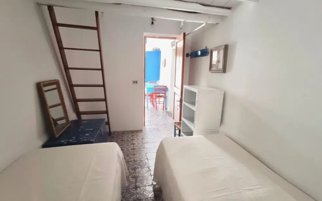 Tipica Casa Eoliana con due Camere da Letto