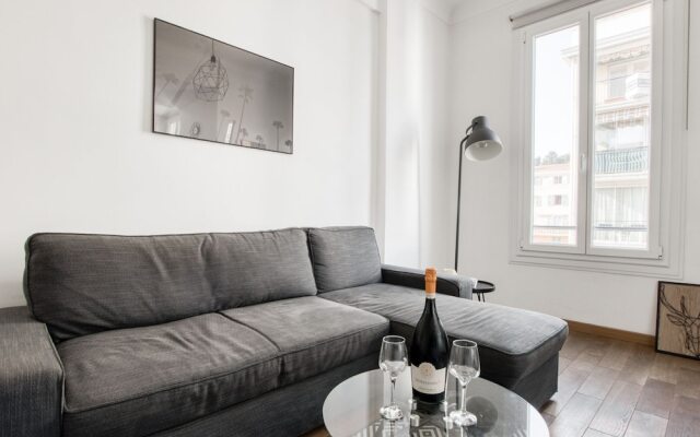 Beautiful Holiday Home in Nice Near Port of Nice