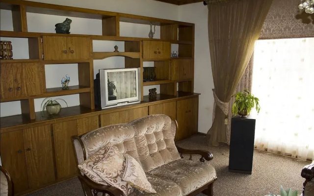 NMB2 Guest House