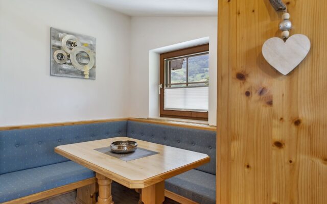 Alluring Holiday Home in Hollersbach im Pinzgau near Skiing