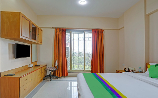 OYO 20017 Silverkey Bandra East