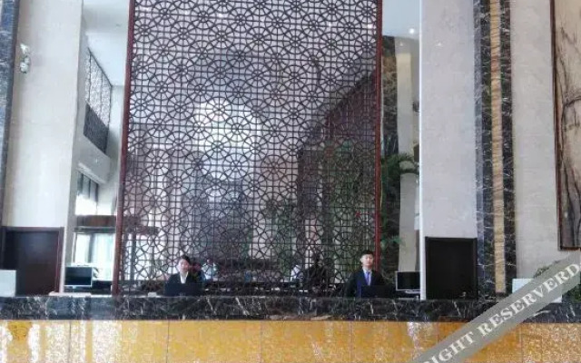 Wuyihai International Hotel (Huanghe Jiaotong College High-speed Railway Station)