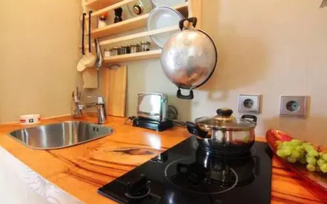 Charming Rooftop Nest with awesome Acropolis view Downtown Athens