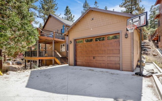 Top Notch Lodge #2056 by Big Bear Vacations