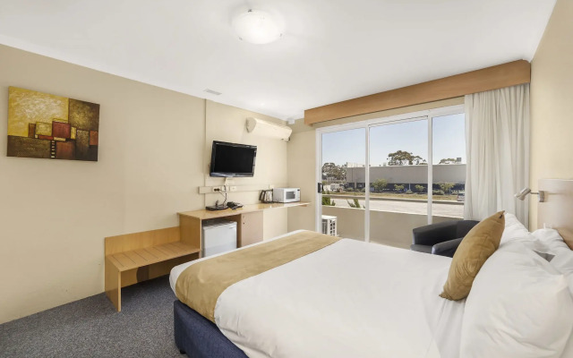 Ciloms Airport Lodge
