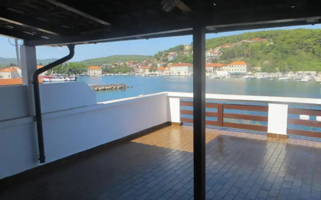 Makjanic Apartment