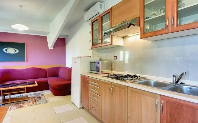 Peaceful Apartment in Pula With Swimming Pool