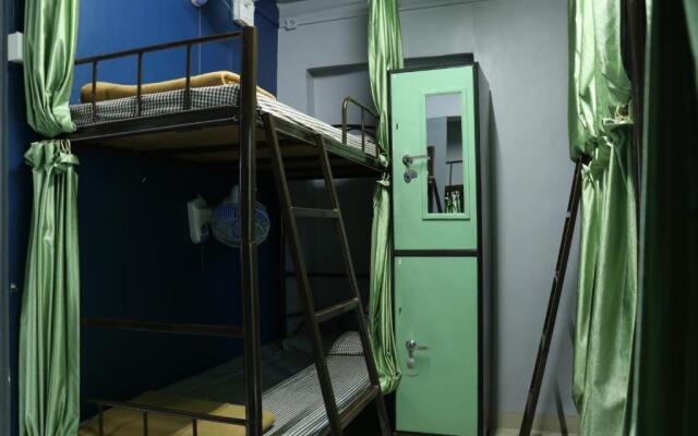 Ashirwad Guest House (Male Only)