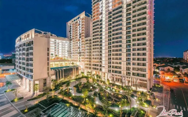Midtown by Saigon