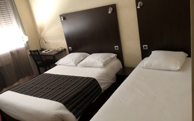Adonis Lyon Est Hôtel Artys