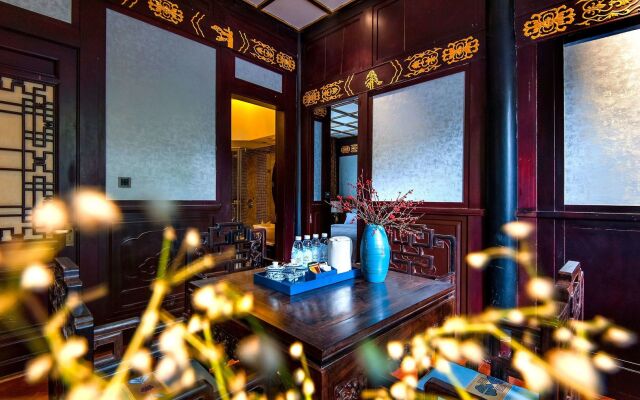 Chengdu Courtyard Hotel