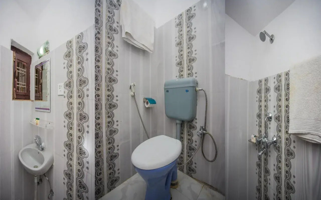 OYO 196 Hotel Himalayan Arizona