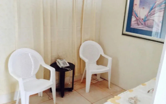 West Coast Apartment Hotel