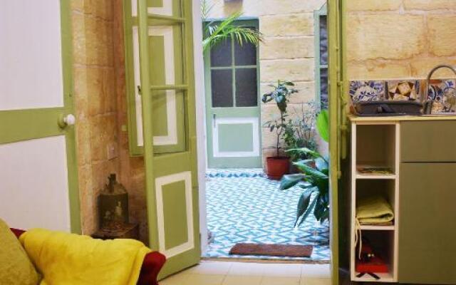 Myrtle Suite - Valletta ground floor apartment