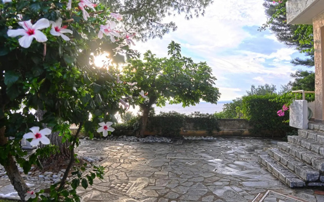 Messinian Blue SeaSide Villa