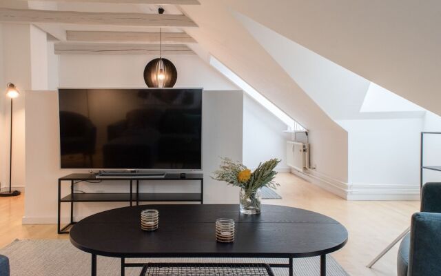 Sanders Canal - Chic 2-bdr Apt in Arhus Center